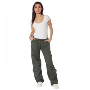 ROTHCO Women’s Vintage look paratrooper fatigue pants.